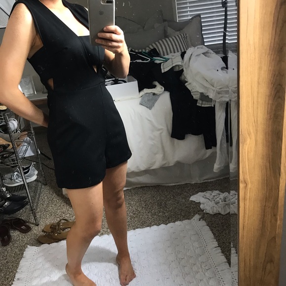 Guess tank romper - Picture 1 of 1